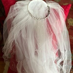 White Bridal Veil with Rhinestone Headband